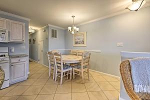 Wildwood Condo with Pool Access, Steps to the Beach!
