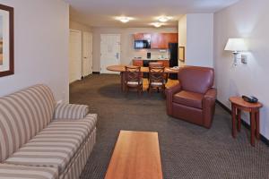Candlewood Suites Wichita Falls at Maurine Street, an IHG Hotel