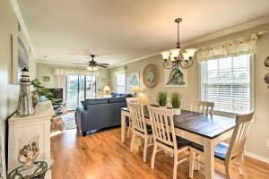 Murrells Inlet Condo with Porch, 3 Min to Beach