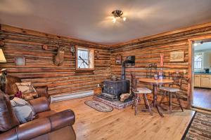 Spacious Cabin on 7 Private Acres in Athol!