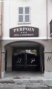 Hotel & Apartments " Perpoin "