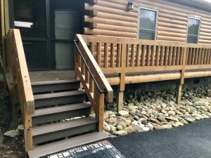 New two bedroom cabin-NOW available to book! home