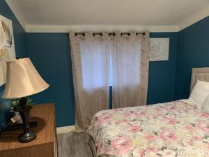 Baby Blue Sky - Price 2bd - Newly remodeled - nearby trails