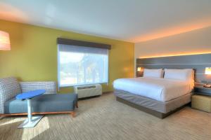 Holiday Inn Express Hotel & Suites Mobile Saraland, an IHG Hotel