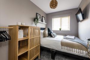 Air Host and Stay - Birchfield Lodge - Sleeps 10 Amazing spacious house