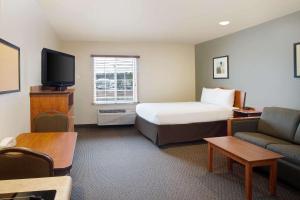 WoodSpring Suites Manassas Battlefield Park I-66