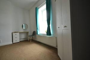 * Glossop Retreat * 3 Dbl Bed House*