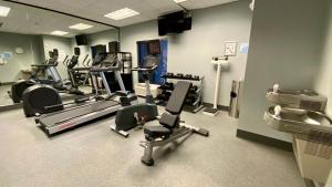 Holiday Inn Express Hotel & Suites Orlando East-UCF Area, an IHG Hotel