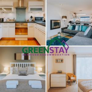 "The Penthouse Newquay" by Greenstay Serviced Accommodation - Stunning 3 Bed Apartment - Ideal for Families, Mixed Groups, Contractors and Relocations -Parking , Netflix, Wi-Fi & Close To All Beaches & Restaurants