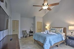 Haines City Condo with Patio, Less Than 1 Mi to Golf