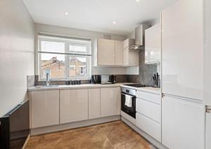 BRAND NEW 2-Bedroom Trendy Flat In A Globe Town Bethnal Green