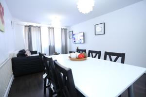 Beautiful 3 beds House West Thamesmead London