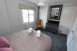 Top Floor Character Apartment in The Heart Of The City Centre
