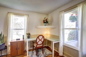 Charming Montrose Family Home, Block to Dtwn!