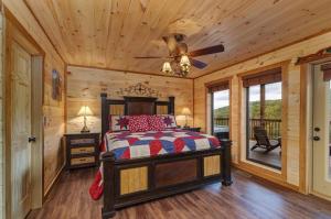 Deer Haven - 5 Bedrooms, 5 Baths, Sleeps 20 cabin
