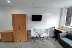 Afordable Budget Accommodation Studio with NO WIFI