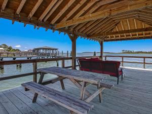 Large Tybee Beach Home on Back River with Private Dock Heated Pool Access!