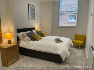 Nottingham City Centre - Luxury 2 Bed Apartment Perfect for Sightseeing and Visiting Family and Friends