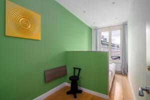 GuestReady -- Family Apartment in Upmarket Earl's Court