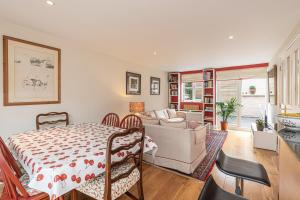 Lovely 2bed house in Wandsworth w/ backyard patio