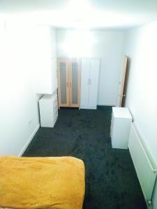 DOUBLE ROOM CLOSE TO BRADFORD UNIVERSITY AND CITY CENTRE