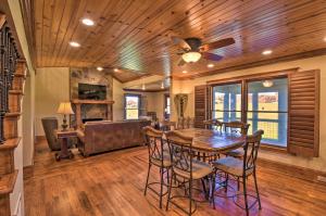Clarkesville Ranch Cabin with Screened-In Porch