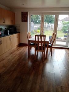 Comfy 3 bed house near Windsor Castle and Legoland