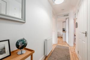 Chic Central 2 Bed Loft Apartment