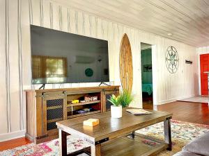 Live Oak Beach Cottages (Pet Friendly) Ocean View, High Speed WiFi