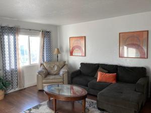 Convenient and lovely 2bedroom near Las Vegas strip 1707 C