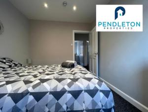 2 Bed apartment for Contractor & Leisure stays by Pendleton Properties Short Lets & Serviced Accommodation Preston