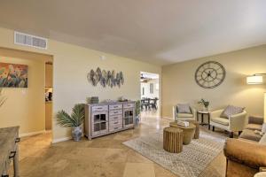 Scottsdale Home with Patio, 2 Mi to Papago Park