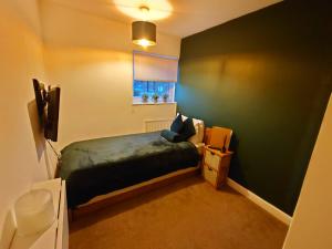 Lovely Rooms in a Quiet Place of Woking