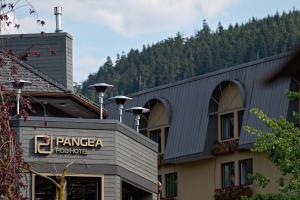 Pangea Pod Hotel