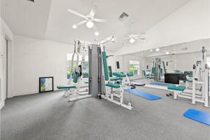 Cozy Designed 2BR with Gym & Parking