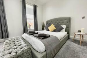 GuestReady - Sleek Stylish Leeds City Apartment Sleep 4