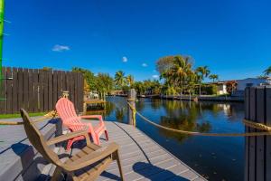 True Floridian Waterfront Experience with Heated pool
