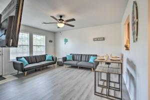 Sunny Bay St Louis Retreat with River Access!