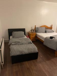 Double Room In London new Listing