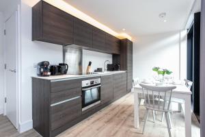 Ultra chic and Modern Two Bedroom Duplex Penthouse in Manchester City Centre