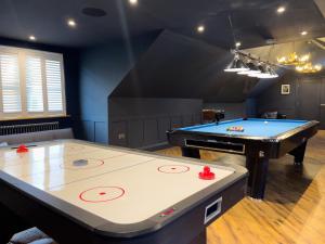 5* Luxury Home with Cinema & Games Room