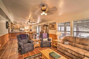 Rustic Borrego Springs Ranch Home with Hot Tub!