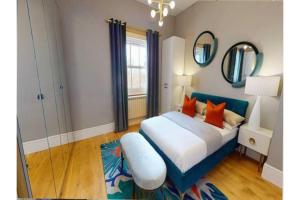 Leinster Gardens 8 - 3 Beds Apartment