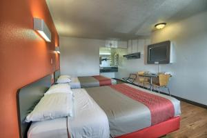 Motel 6-Lima, OH