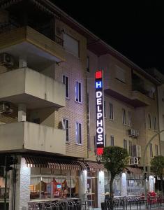 Hotel Delphos