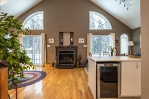 Chalet Sweet Serenity by Tremblant Sunstar