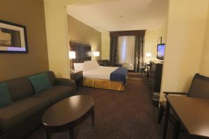 Holiday Inn Express Hotel & Suites Cathedral City - Palm Springs, an IHG Hotel
