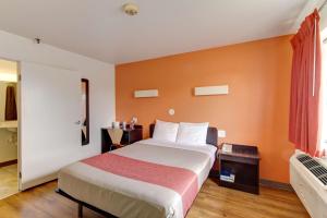 Motel 6-Amherst, OH - Cleveland West - Lorain