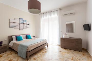 Alexander Rooms