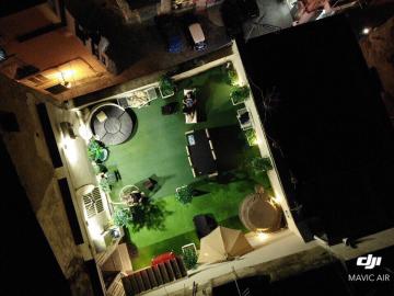 Mola Rooms